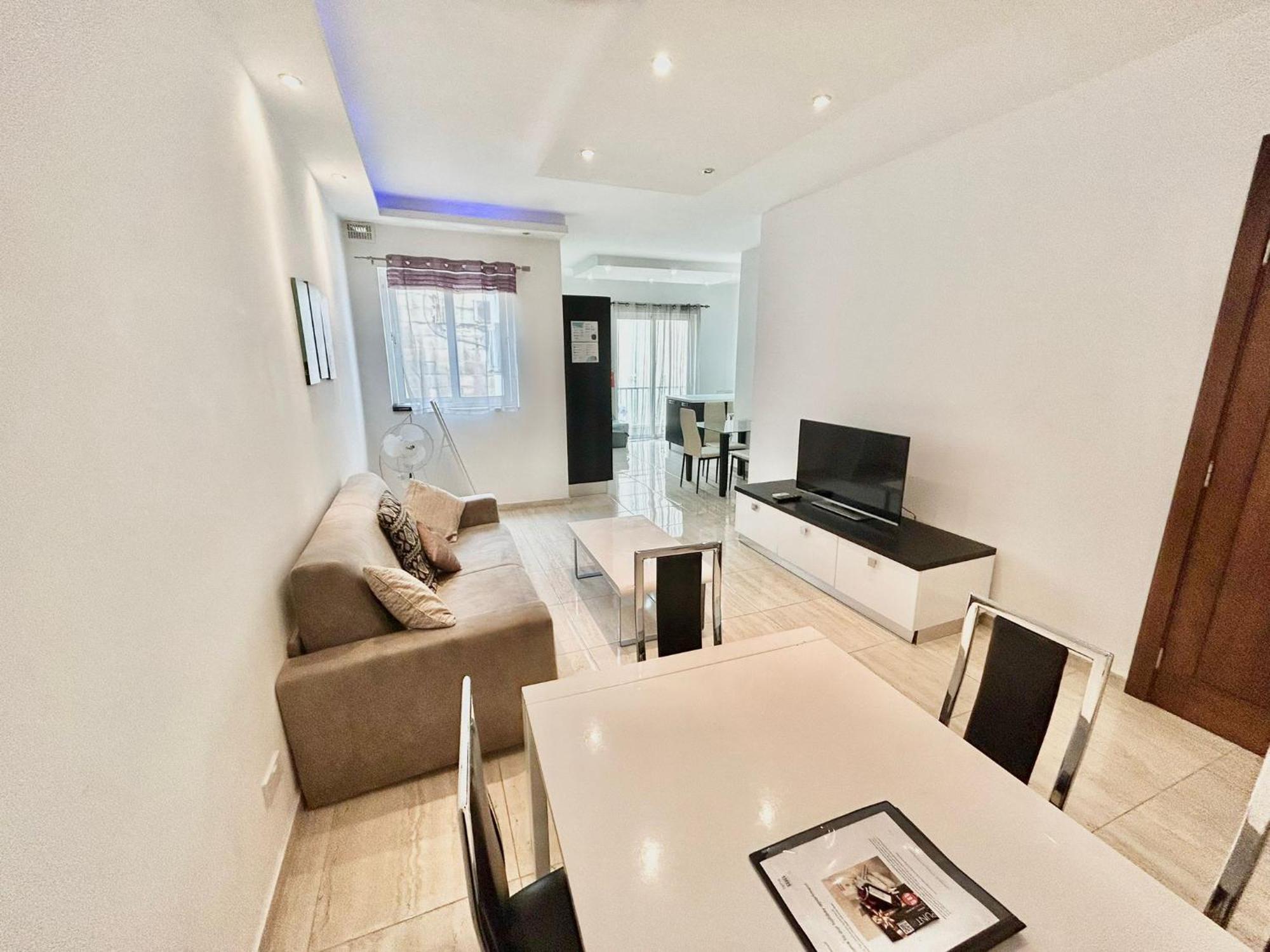 Sliema 2 Bedroom Apartment Экстерьер фото