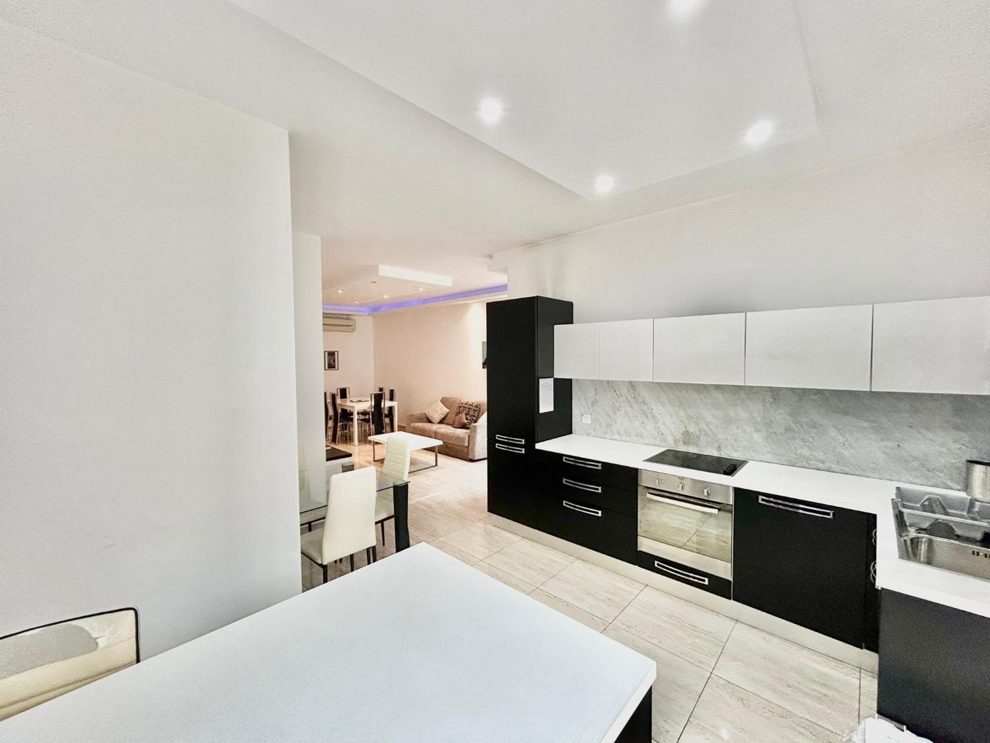 Sliema 2 Bedroom Apartment Экстерьер фото