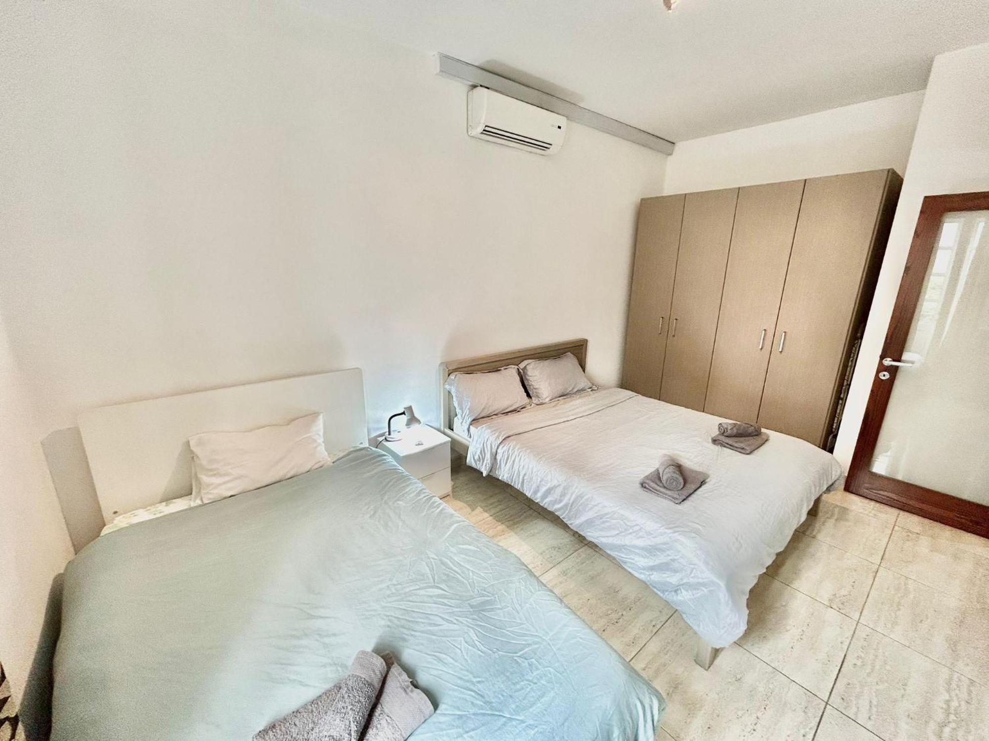Sliema 2 Bedroom Apartment Экстерьер фото
